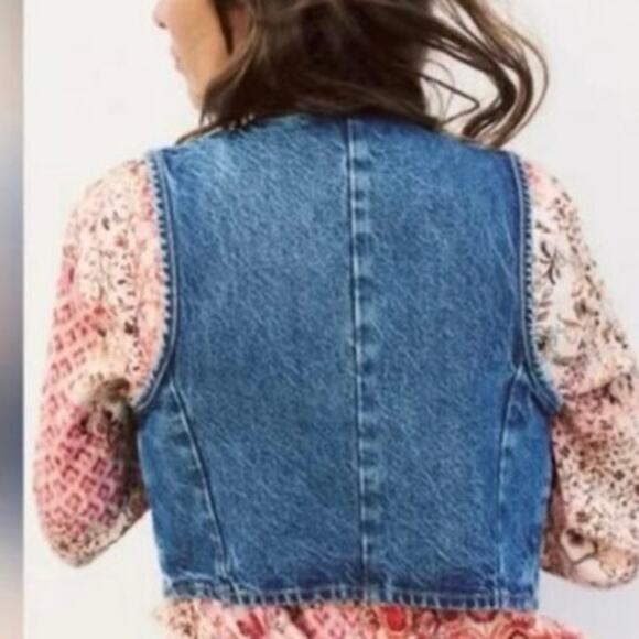 Zara Cripped denim jean vest Sz XS 100 % Cotton excellent condition - Picture 5 of 13